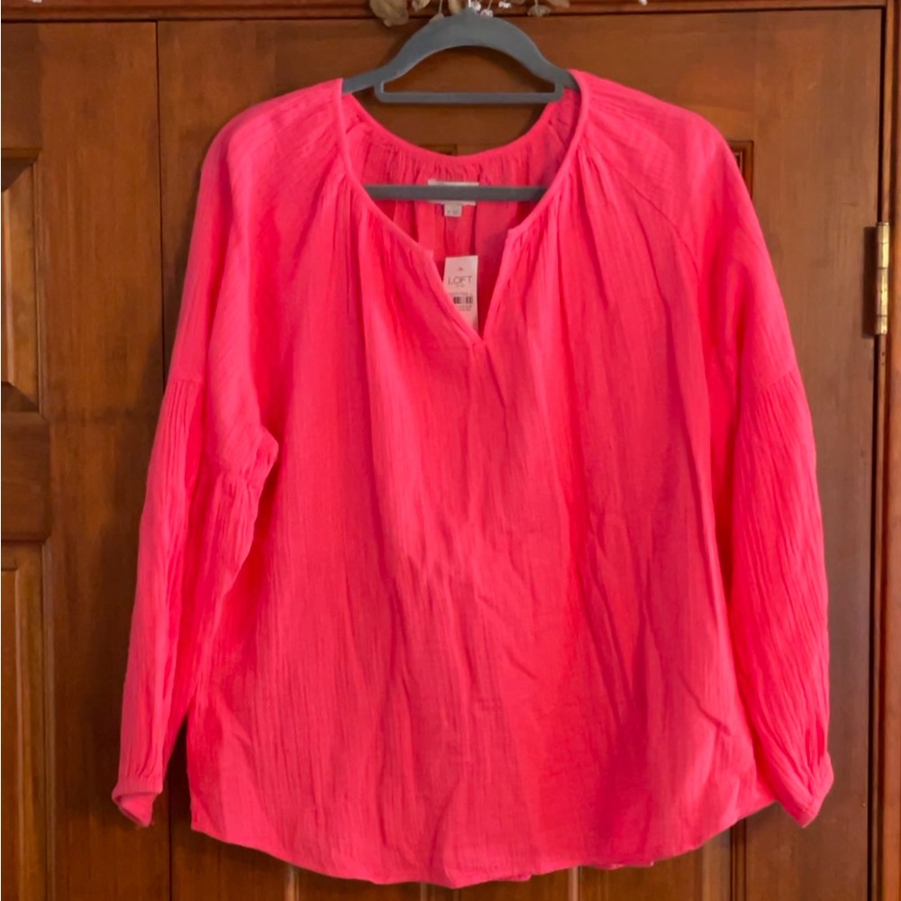 Women's Pink Top, Lift, new with tags, coral color,size XL